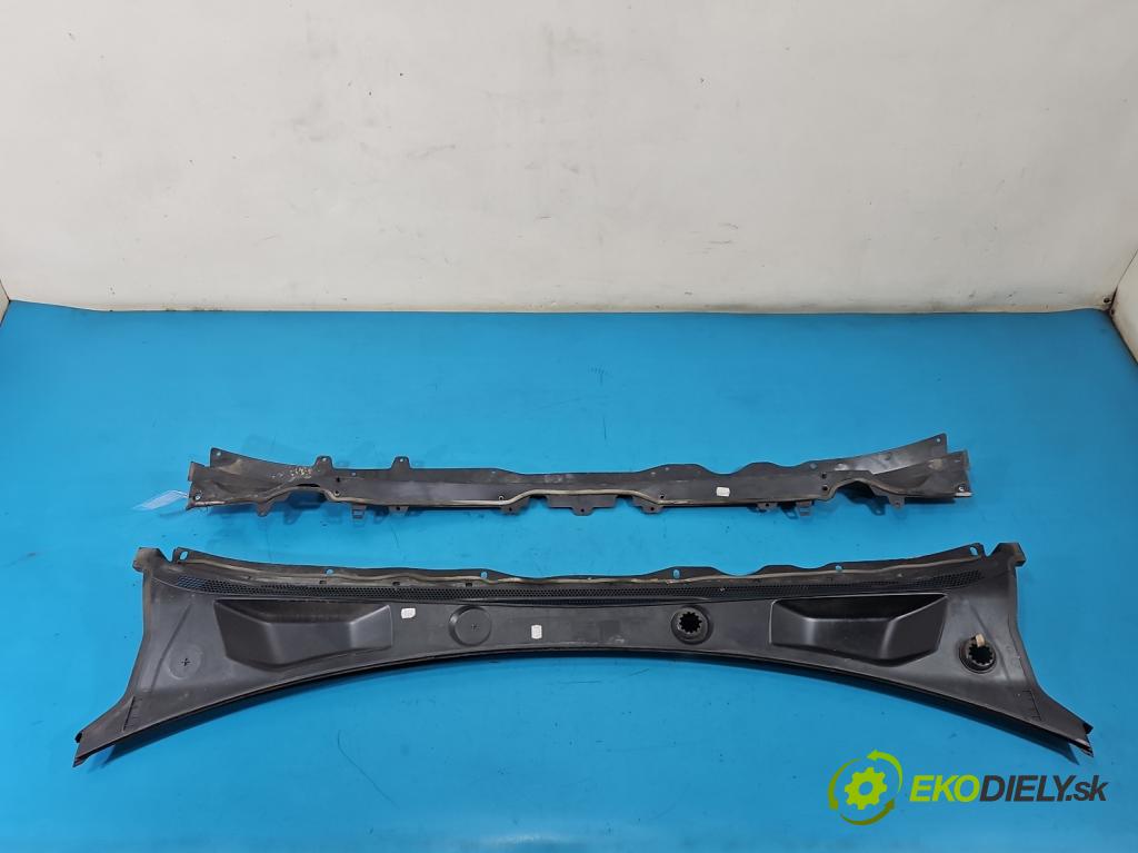 Opel Insignia B 2017-2022 2.0 T 260 hp automatic 191 kW 1998 cm3 5- torpédo 39126649 (Plast pod čelním sklem)