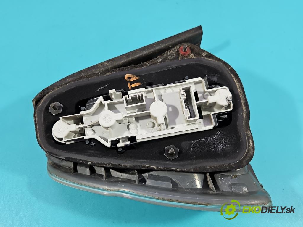 Bmw 3 E46 1998-2007 1.8 16V 116 HP manual 85 kW 1796 cm3 3- svetlo / reflektor zadné pravé 6920238 (Kľučka dverí ostatné)