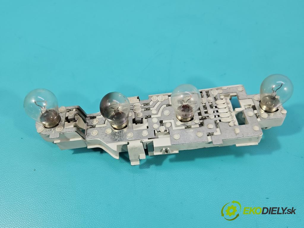 Bmw 3 E46 1998-2007 1.8 16V 116 HP manual 85 kW 1796 cm3 3- svetlo / reflektor zadné pravé 6920238 (Kľučka dverí ostatné)