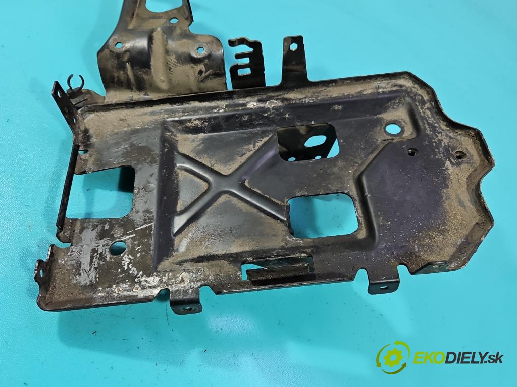 Opel Insignia B 2017-2022 2.0 T 260 hp automatic 191 kW 1998 cm3 5- Upevnění: 84221668