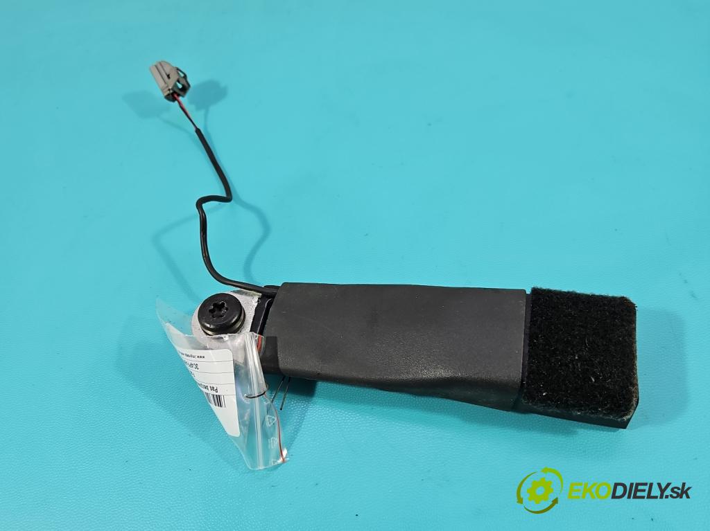 Fiat Freemont 2.0 jtd 170 HP manual 125 kW 1956 cm3 5- pas bezpečnosť: predné pravý