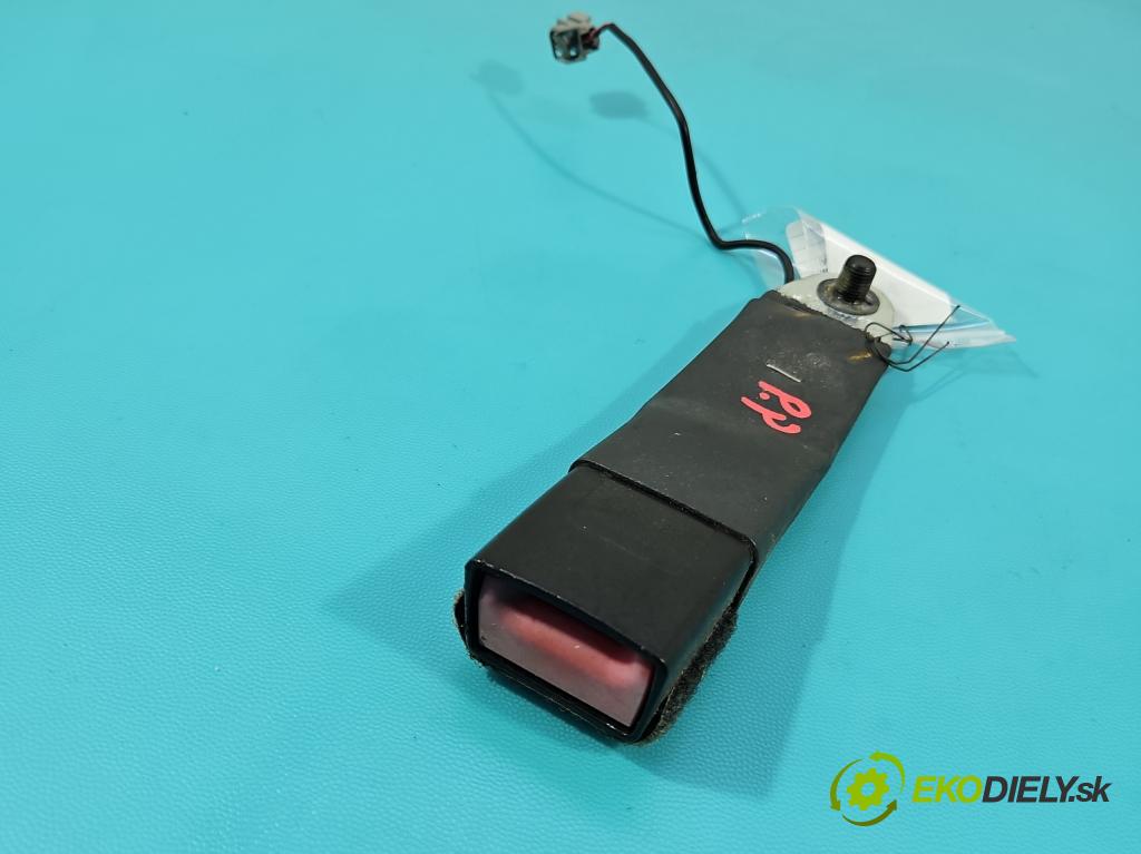 Fiat Freemont 2.0 jtd 170 HP manual 125 kW 1956 cm3 5- pas bezpečnosť: predné pravý 