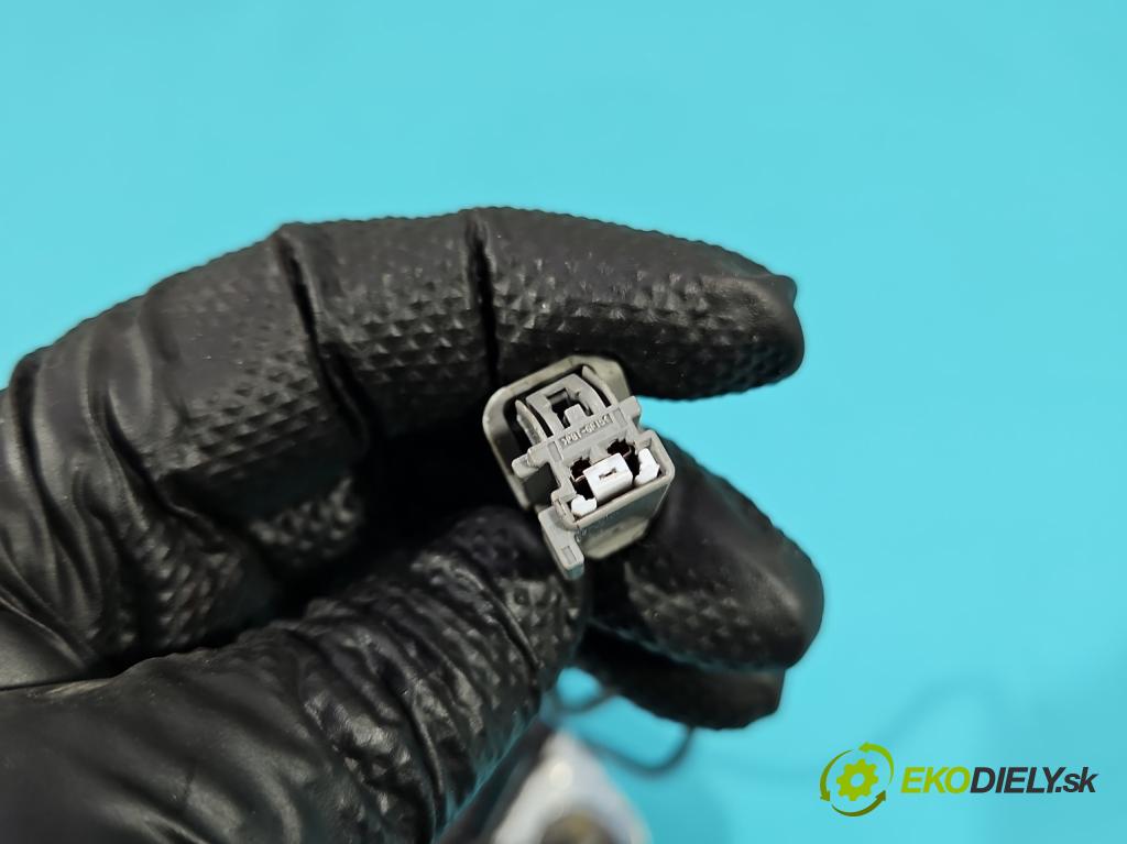 Fiat Freemont 2.0 jtd 170 HP manual 125 kW 1956 cm3 5- pas bezpečnosť: predné pravý