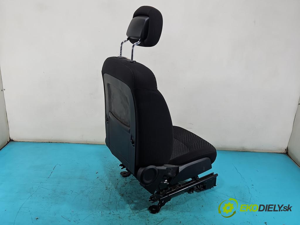 Fiat Freemont 2.0 jtd 170 hp manual 125 kW 1956 cm3 5- Sedadlo levý  (Sedadlo)