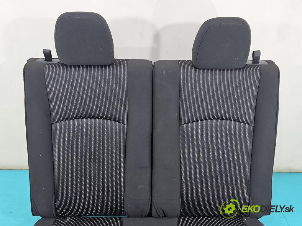 Fiat Freemont 2.0 jtd 170 hp manual 125 kW 1956 cm3 5- Pohovka: zadní  (Sedadlo)