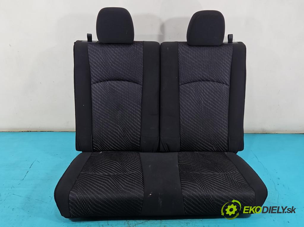 Fiat Freemont 2.0 jtd 170 hp manual 125 kW 1956 cm3 5- Pohovka: zadní  (Sedadlo)