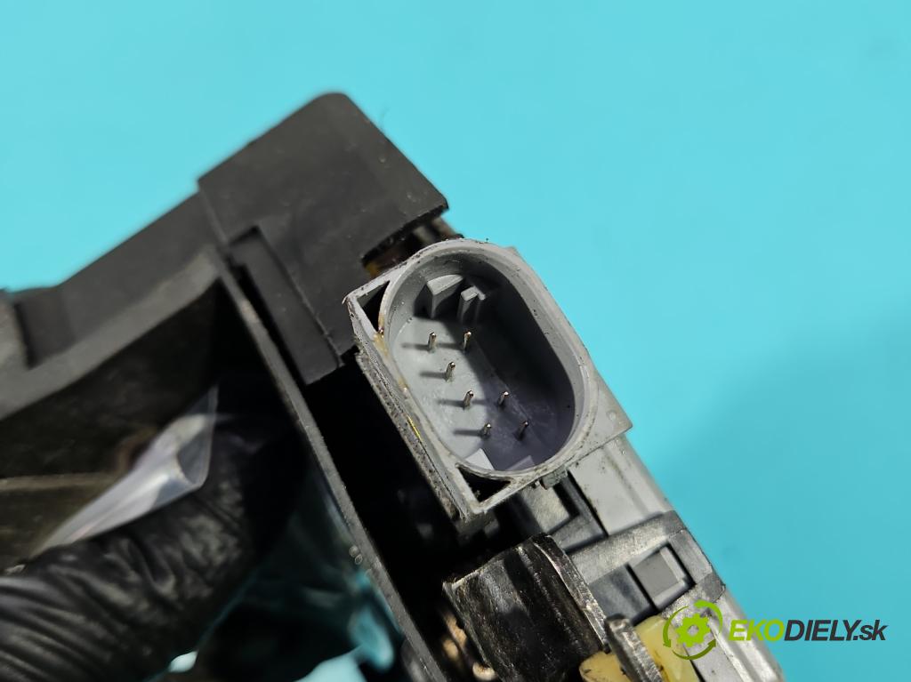 Bmw 3 E46 1998-2007 1.8 16V 116 hp manual 85 kW 1796 cm3 3- zámek přední levý 8253431