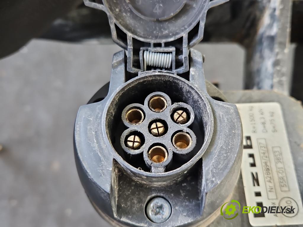 Ford Focus Mk2 2004-2011 1.6 tdci 109 HP manual 80 kW 1560 cm3 5- Hák: vlečení:  (Ťažné zariadenie)