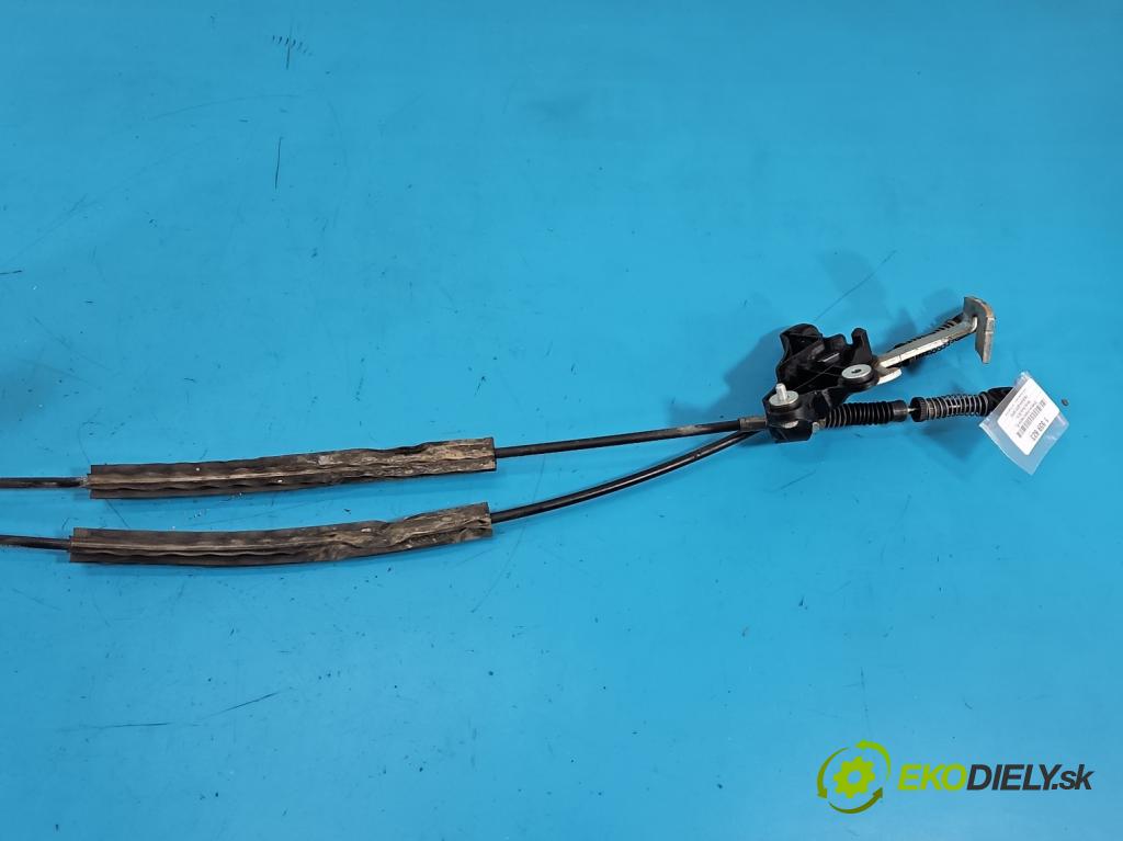 Skoda Scala 2019- 1.5 TSI 150 hp manual 110 kW 1498 cm3 5- kulisa změny stupňová 5WA711053 (Řadicí páka (kulisa) )