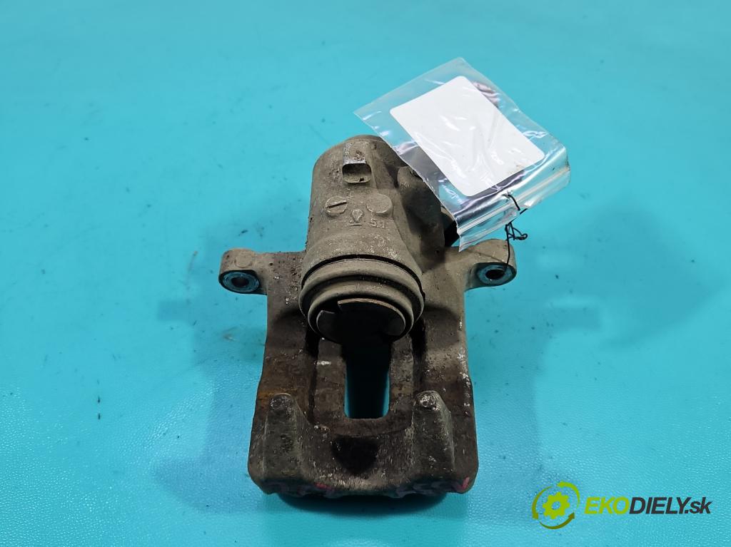 Skoda Scala 2019- 1.5 TSI 150 HP manual 110 kW 1498 cm3 5- brzdič zadné ľavý  (Kľučka dverí ostatné)