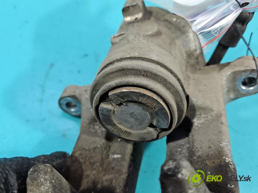 Skoda Scala 2019- 1.5 TSI 150 HP manual 110 kW 1498 cm3 5- brzdič zadné ľavý  (Kľučka dverí ostatné)