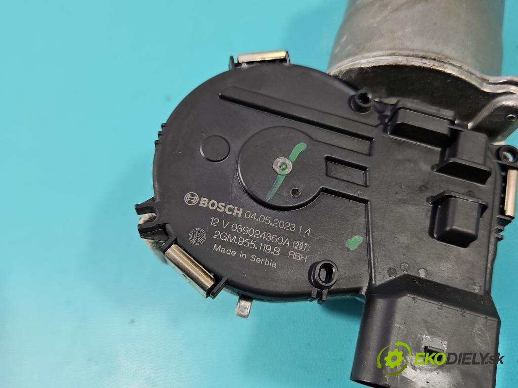 Skoda Scala 2019- 1.5 TSI 150 HP manual 110 kW 1498 cm3 5- motor stieračov predné 2GM955119B