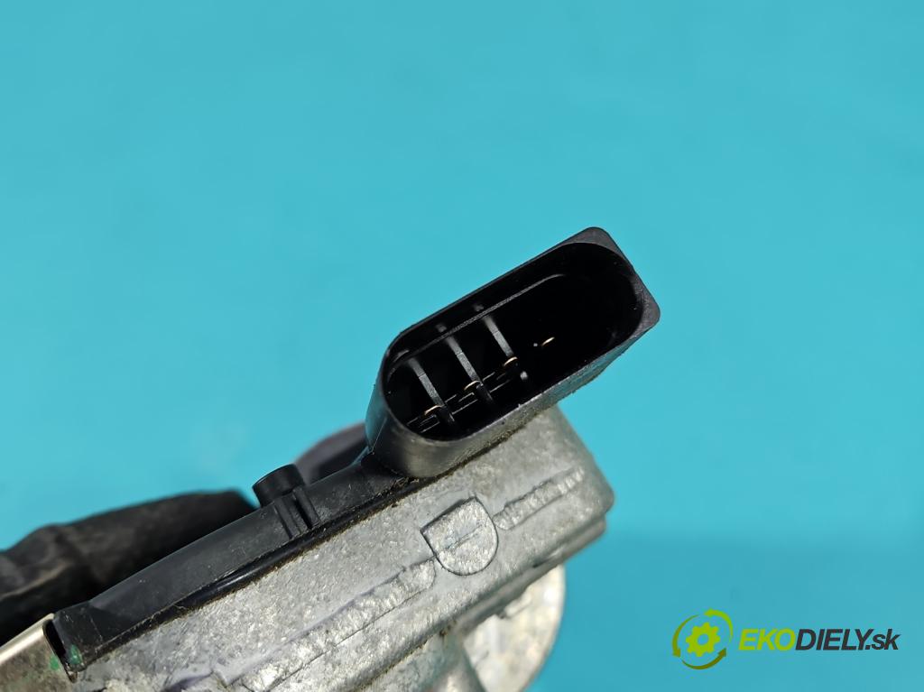 Skoda Scala 2019- 1.5 TSI 150 HP manual 110 kW 1498 cm3 5- motor stieračov predné 2GM955119B