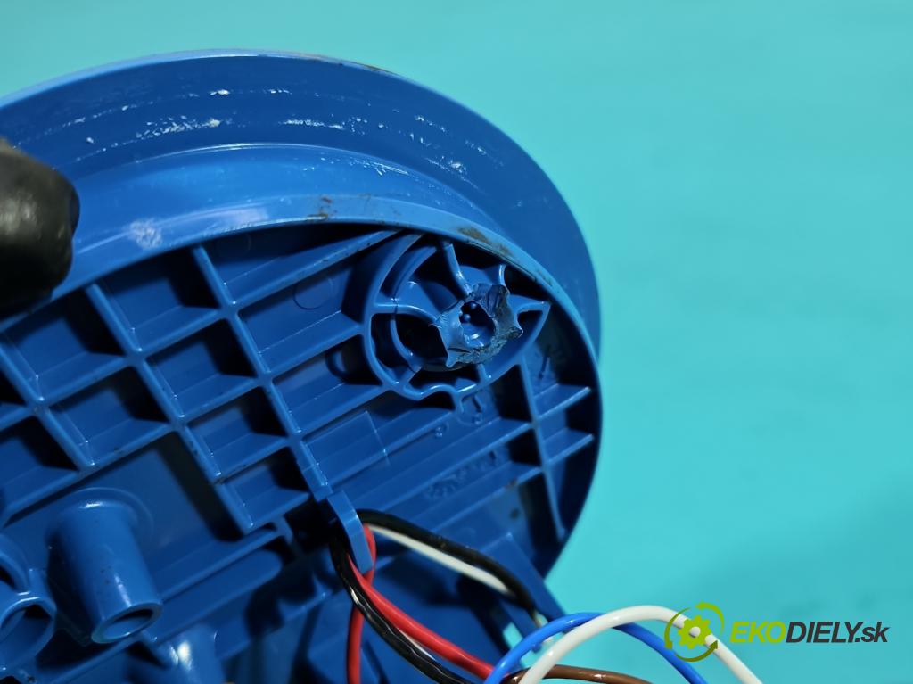 Skoda Scala 2019- 1.5 TSI 150 hp manual 110 kW 1498 cm3 5- čerpadlo paliva 2Q0919051L