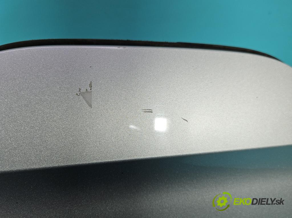 Skoda Scala 2019- 1.5 TSI 150 HP manual 110 kW 1498 cm3 5- Klapka nádrže palivo  (Kľučka dverí ostatné)