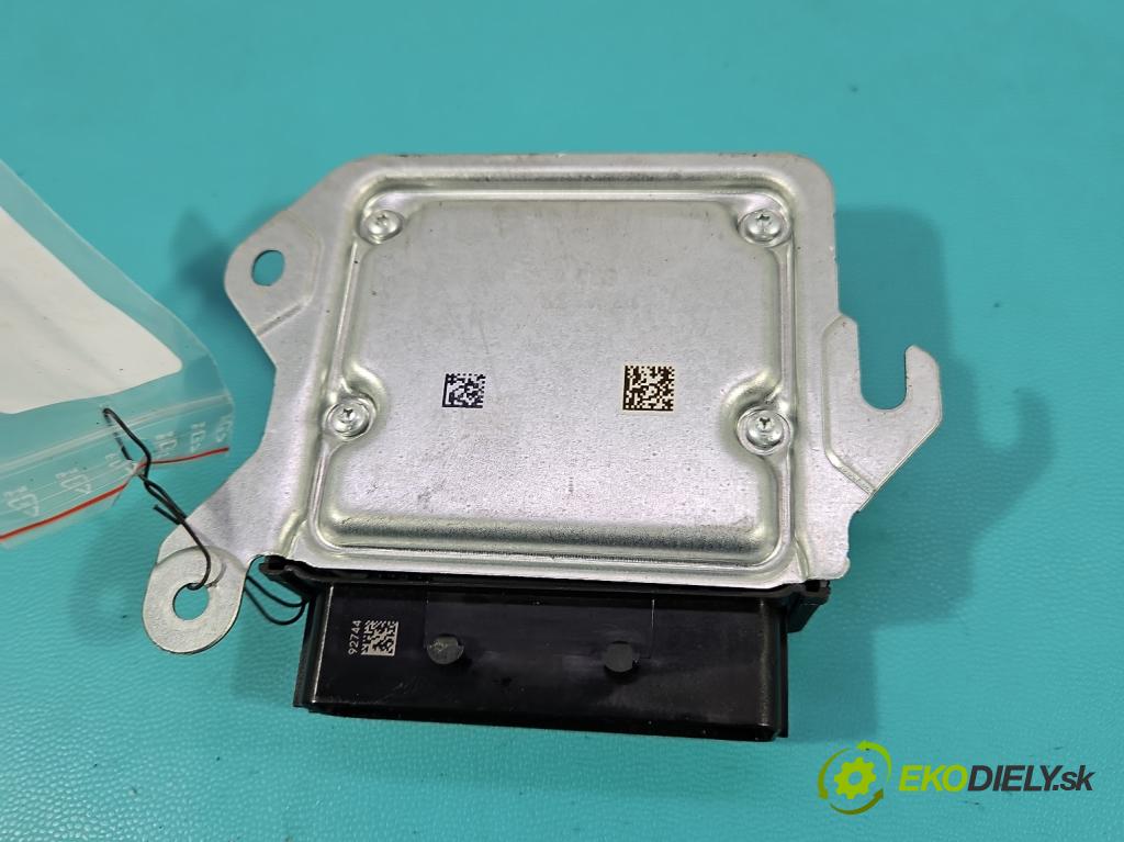 Skoda Scala 2019- 1.5 TSI 150 HP manual 110 kW 1498 cm3 5- riadiaca jednotka vankúše: 2Q0959655AP