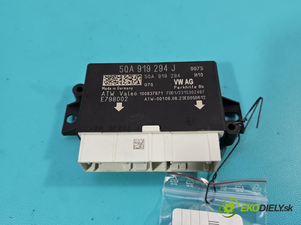 Skoda Scala 2019- 1.5 TSI 150 HP manual 110 kW 1498 cm3 5- riadiaca jednotka parkovaní: 5QA919294J