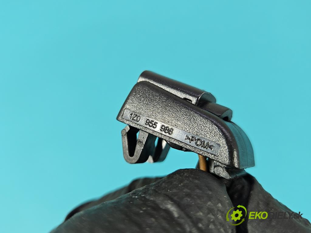 Skoda Scala 2019- 1.5 TSI 150 HP manual 110 kW 1498 cm3 5- ostrekovač ostatné 1Z0955986