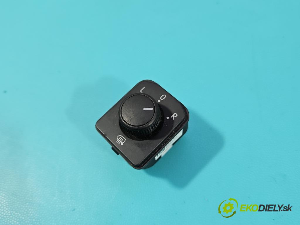 Skoda Scala 2019- 1.5 TSI 150 hp manual 110 kW 1498 cm3 5- Přepínač oken zpětných zrcátek 654959566