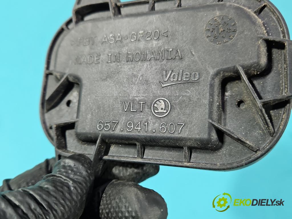 Skoda Scala 2019- 1.5 TSI 150 HP manual 110 kW 1498 cm3 5- modul lampy: 657941607