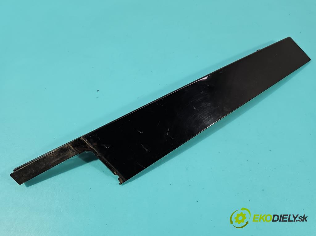 Skoda Scala 2019- 1.5 TSI 150 hp manual 110 kW 1498 cm3 5- lišta dveře přední levé 657837901