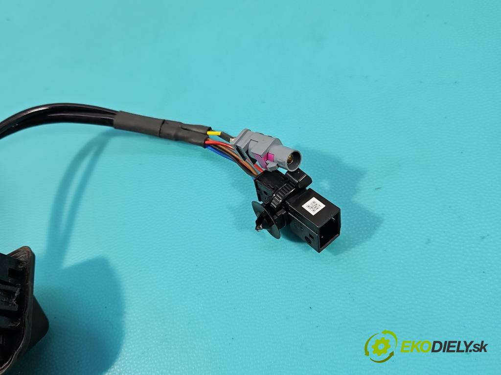 Skoda Scala 2019- 1.5 TSI 150 HP manual 110 kW 1498 cm3 5- rukoväť kufrové dvere zadné 566827566A