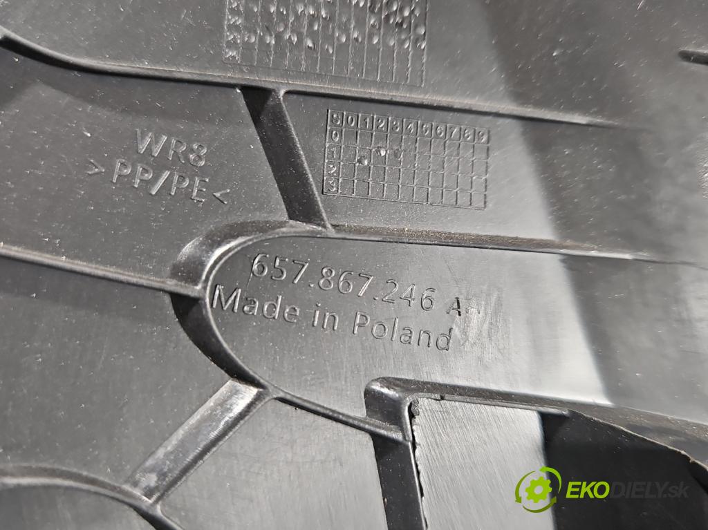 Skoda Scala 2019- 1.5 TSI 150 HP manual 110 kW 1498 cm3 5- kryt plast 657867246A