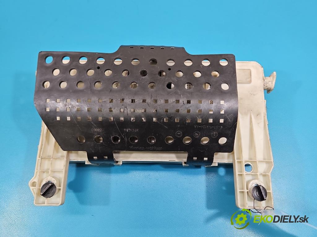 Ford Focus Mk2 2004-2011 1.6 tdci 109 hp manual 80 kW 1560 cm3 5- řídící jednotka 8M5T-14014-CTB