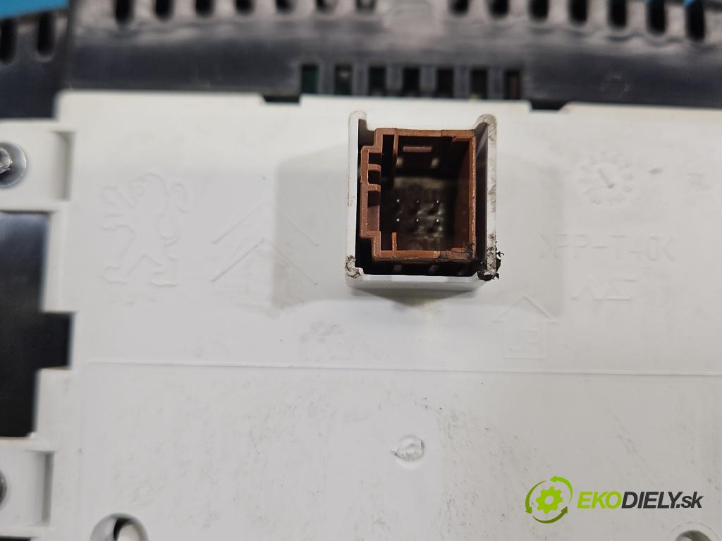 DS 4 2015-2020 2.0 hdi 181KM automatic 133 kW 1997 cm3 5- Přístrojová deska A2C98972501 (Přístrojová deska)