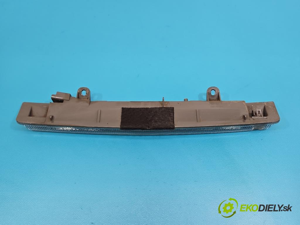 DS 4 2015-2020 2.0 hdi 181KM automatic 133 kW 1997 cm3 5- světlo: stop: 9804687380