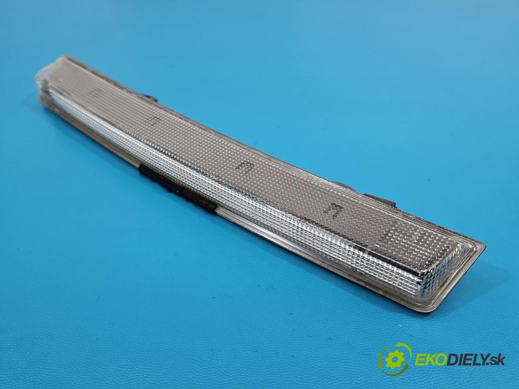 DS 4 2015-2020 2.0 hdi 181KM automatic 133 kW 1997 cm3 5- světlo: stop: 9804687380