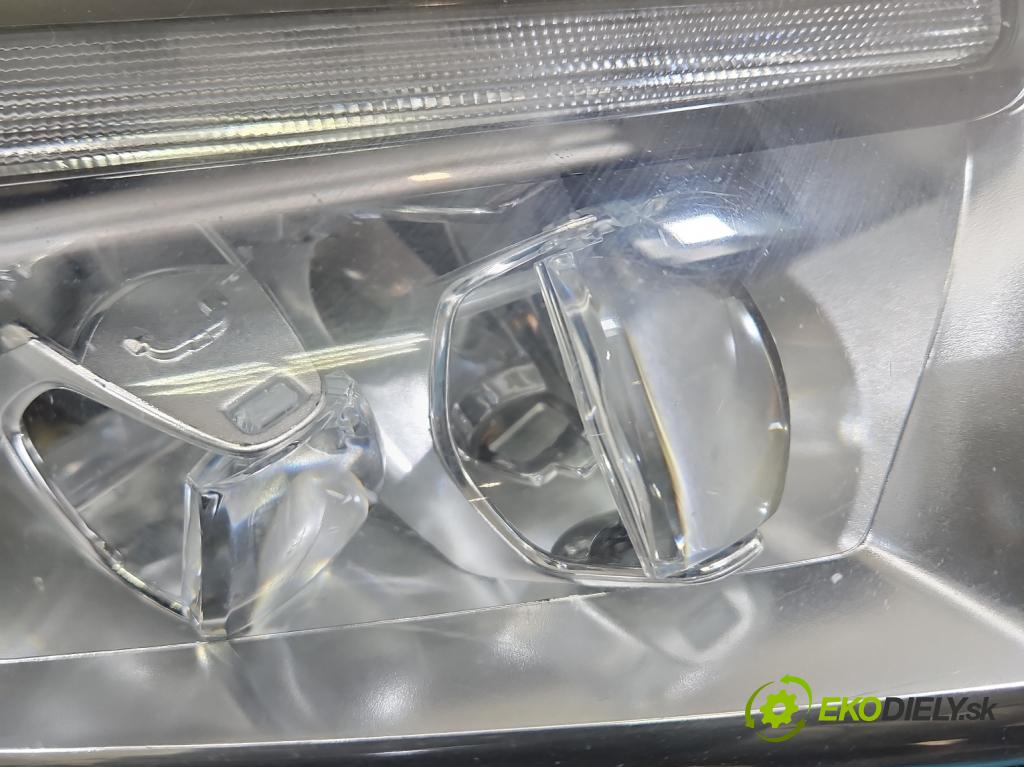 DS 4 2015-2020 2.0 hdi 181KM automatic 133 kW 1997 cm3 5- Reflektor: pravý 9808718180-00 (Svetlo predné pravé)