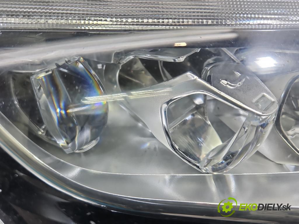 DS 4 2015-2020 2.0 hdi 181KM automatic 133 kW 1997 cm3 5- Reflektor: pravý 9808718180-00 (Svetlo predné pravé)