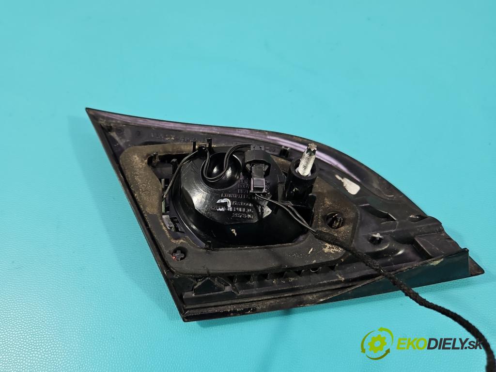 DS 4 2015-2020 2.0 hdi 181KM automatic 133 kW 1997 cm3 5- svetlo / reflektor zadné pravé 9670272680 (Kľučka dverí ostatné)