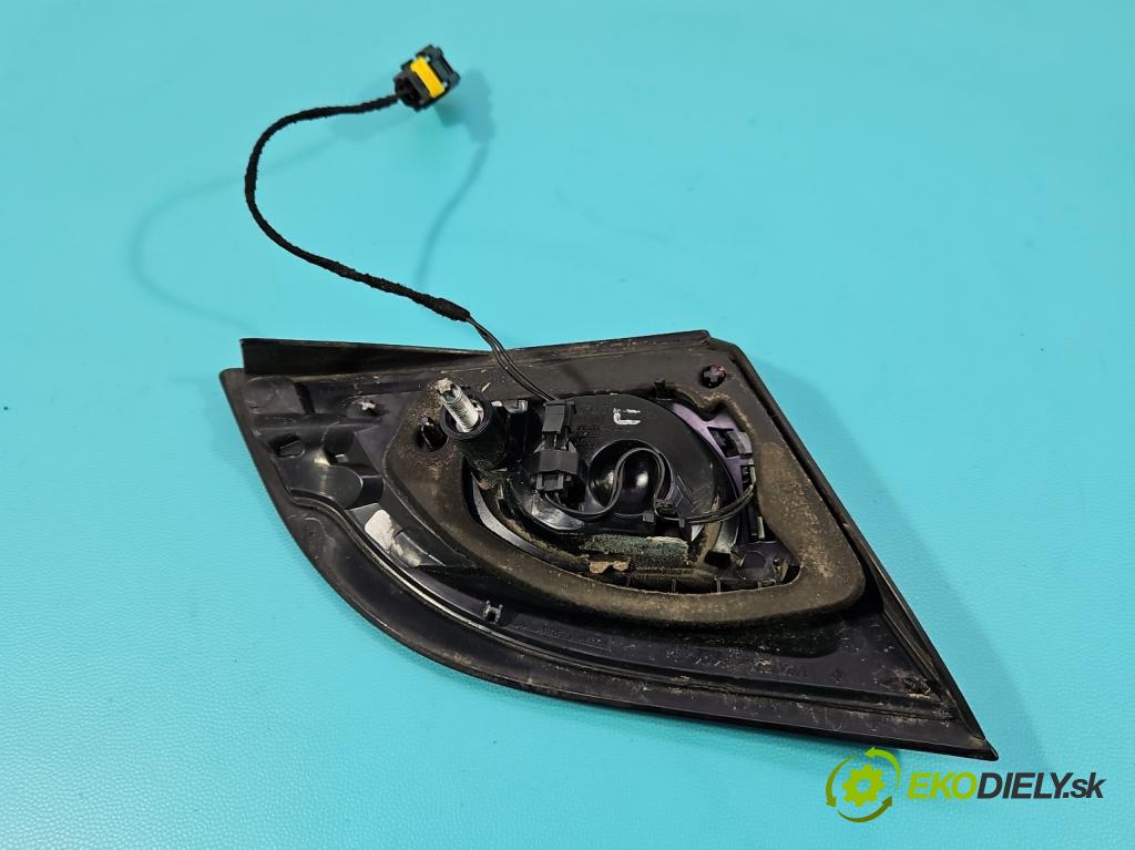 DS 4 2015-2020 2.0 hdi 181KM automatic 133 kW 1997 cm3 5- svetlo / reflektor zadné pravé 9670272680 (Kľučka dverí ostatné)