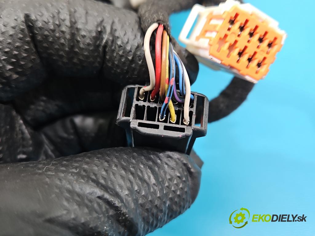 DS 4 2015-2020 2.0 hdi 181KM automatic 133 kW 1997 cm3 5- zrkadlo ľavé  (Kľučka dverí ostatné)