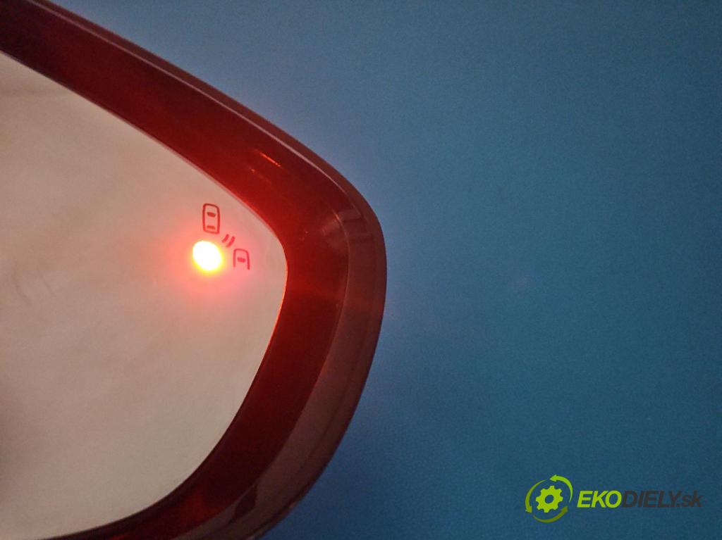 DS 4 2015-2020 2.0 hdi 181KM automatic 133 kW 1997 cm3 5- zpětné zrcátko pravé  (Klika dveří ostatní)