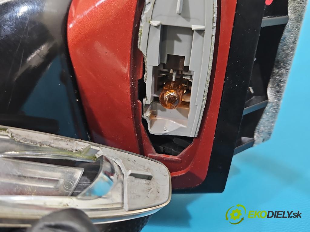 DS 4 2015-2020 2.0 hdi 181KM automatic 133 kW 1997 cm3 5- zpětné zrcátko pravé  (Klika dveří ostatní)