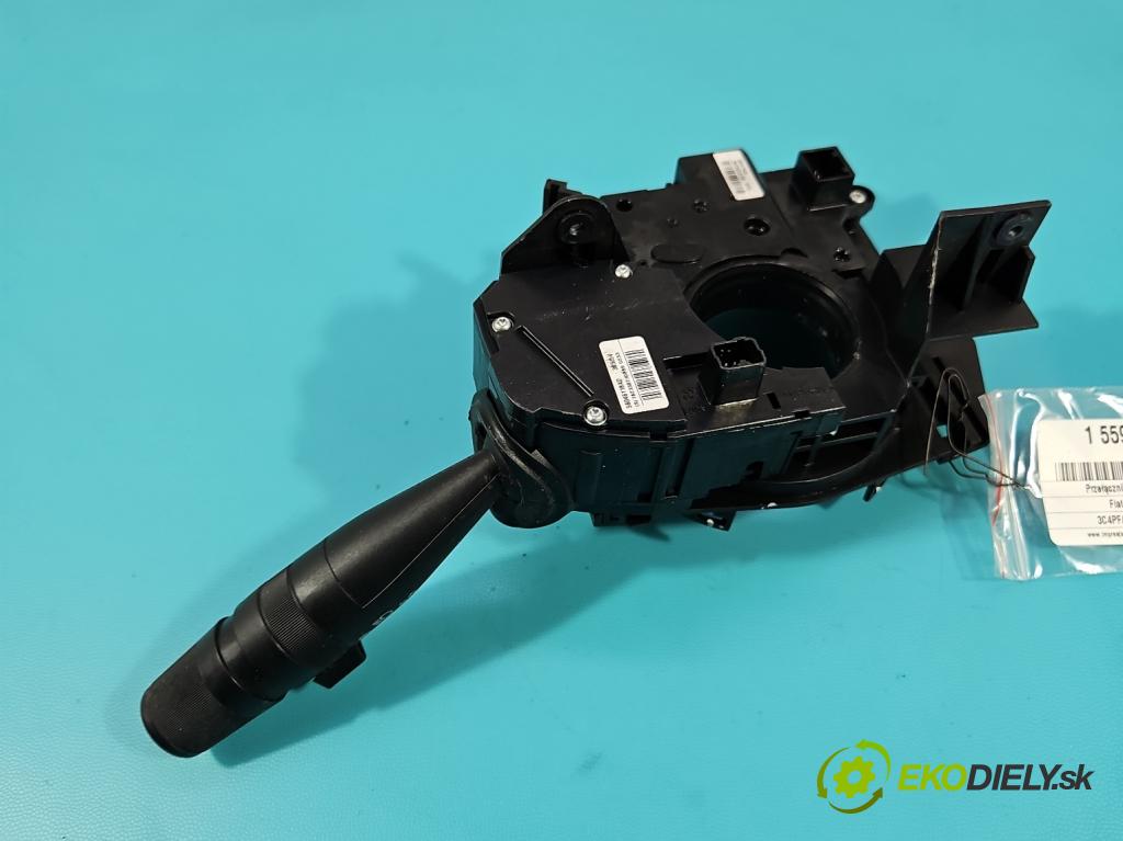 Fiat Freemont 2.0 jtd 170 HP manual 125 kW 1956 cm3 5- prepínač komplex: 560461118AD (Prepínacie páčky pod volantom)