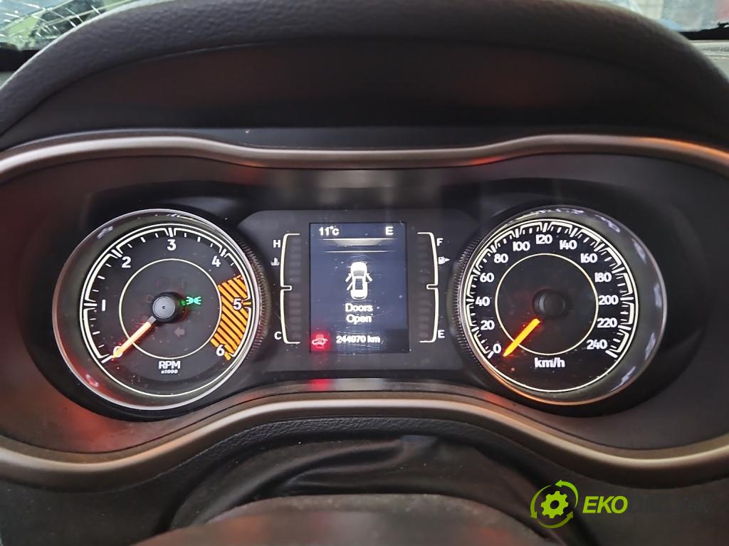 Jeep Cherokee KL 2013-2023 2.0 multijet 140 hp manual 103 kW 1956 cm3 5- Přístrojová deska P68105885AG (Přístrojová deska)