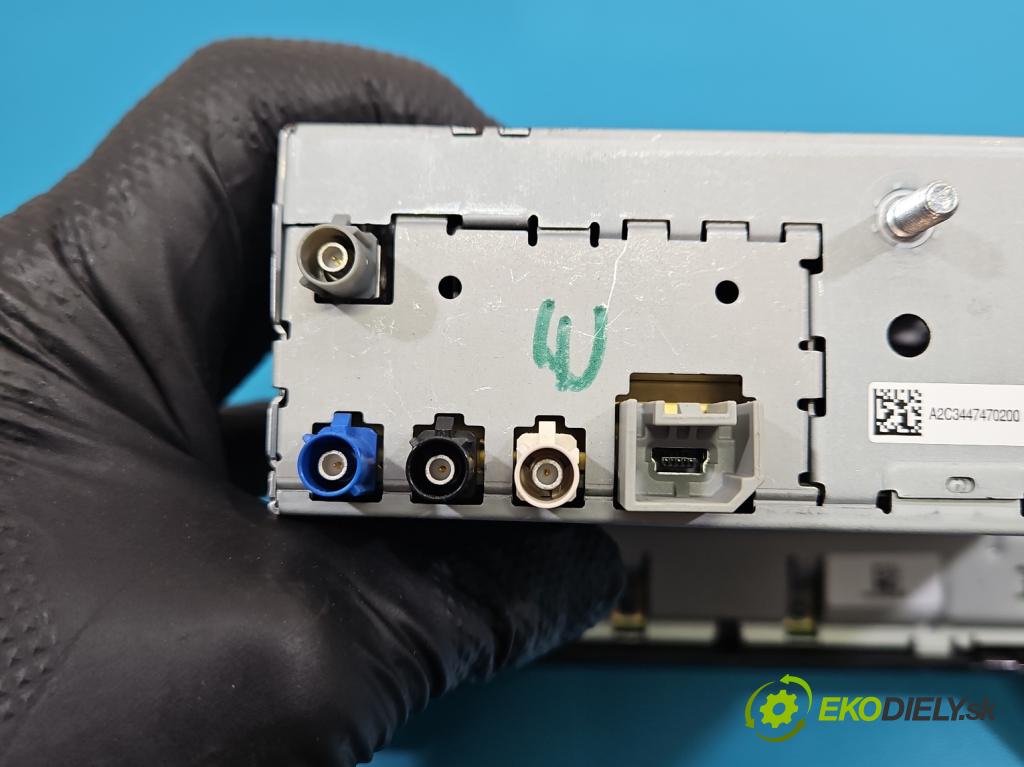 Jeep Cherokee KL 2013-2023 2.0 multijet: 140 HP manual 103 kW 1956 cm3 5- Radio originál P05091377AE