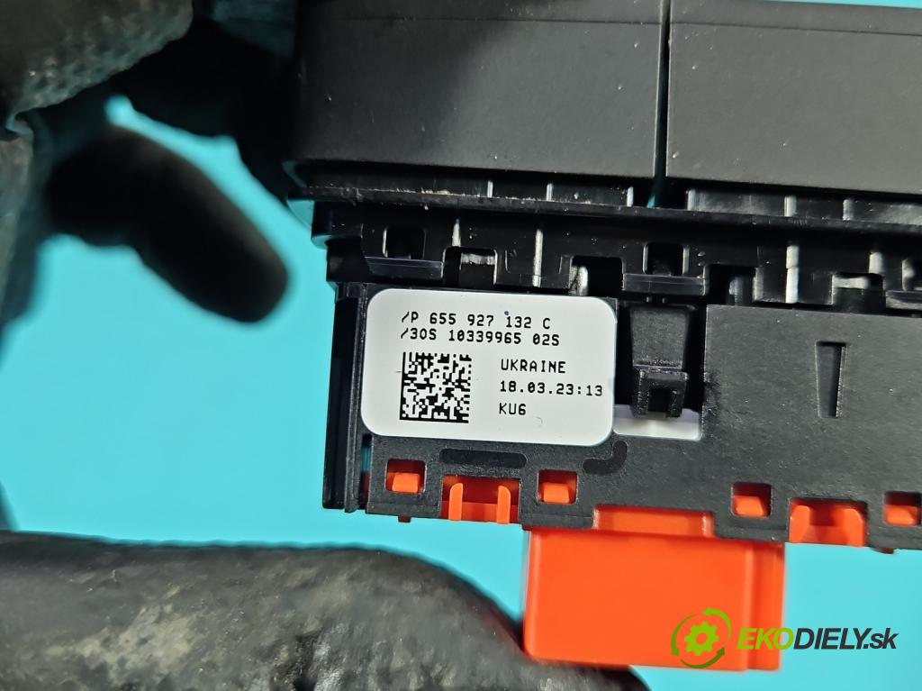 Skoda Scala 2019- 1.5 TSI 150 HP manual 110 kW 1498 cm3 5- prepínač ostatné 655927132C