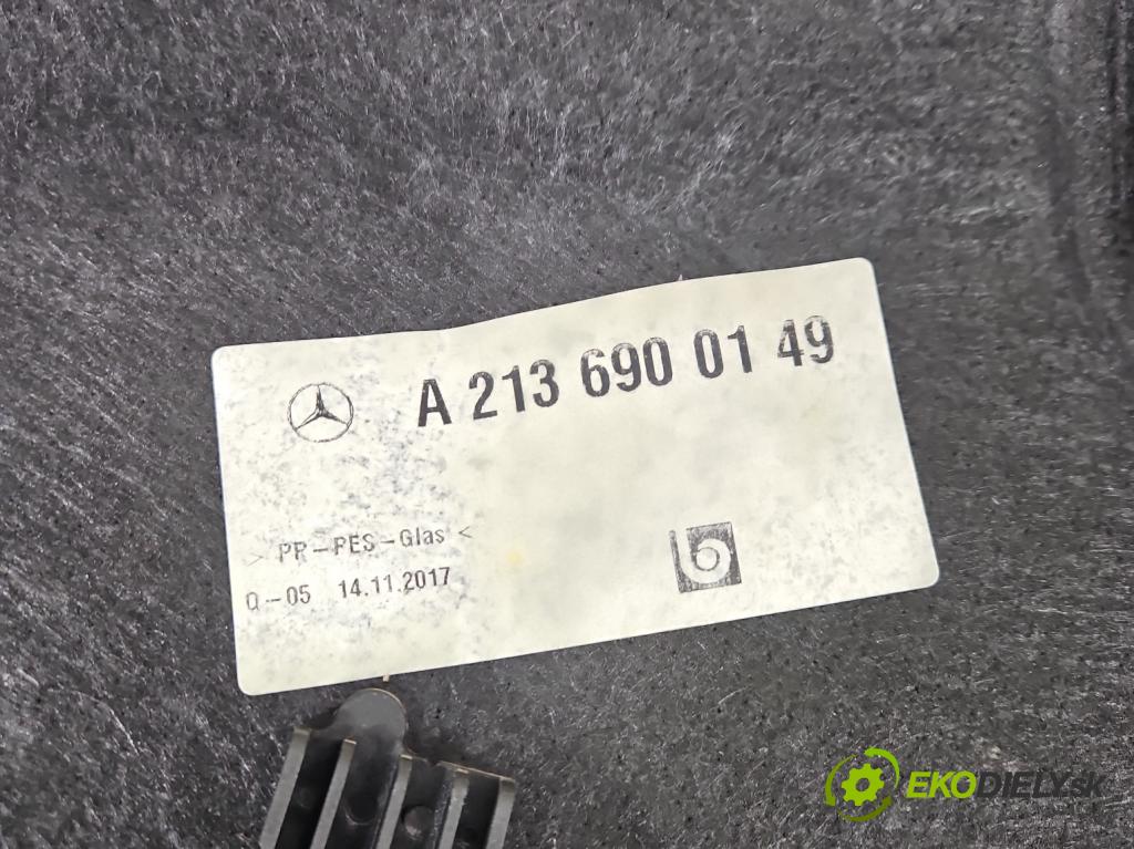 Mercedes E W213 2016-2023 2.0 CDI 194KM automatic 143 kW 1950 cm3 4- pláto zadní A2136900149 (Kryt zavazadlového prostoru)