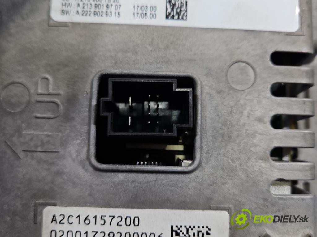 Mercedes E W213 2016-2023 2.0 CDI 194KM: automatic 143 kW 1950 cm3 4- Zobrazit: A2139007520 (Prístrojová doska)