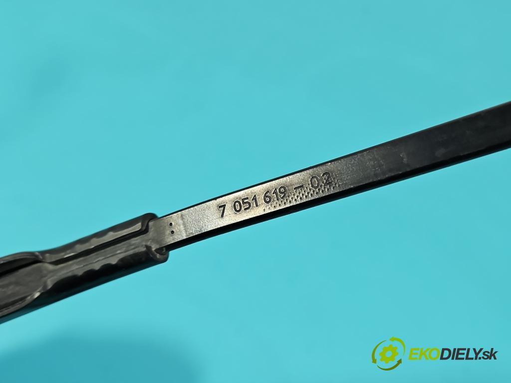 Bmw X3 E83 2003-2010 2.0d 150 hp manual 110 kW 1995 cm3 5- rameno stěrače přední komplet 051668-02