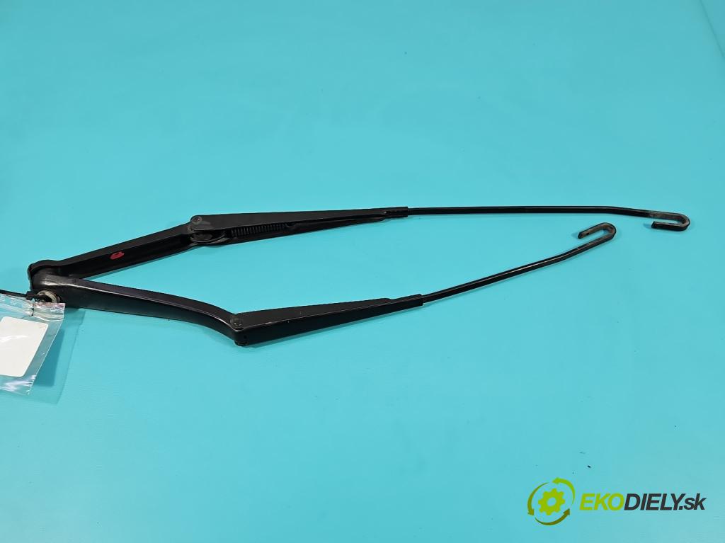 Bmw X3 E83 2003-2010 2.0d 150 hp manual 110 kW 1995 cm3 5- rameno stěrače přední komplet 051668-02