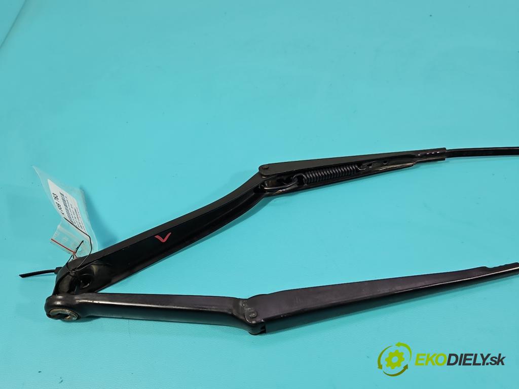 Bmw X3 E83 2003-2010 2.0d 150 hp manual 110 kW 1995 cm3 5- rameno stěrače přední komplet 051668-02