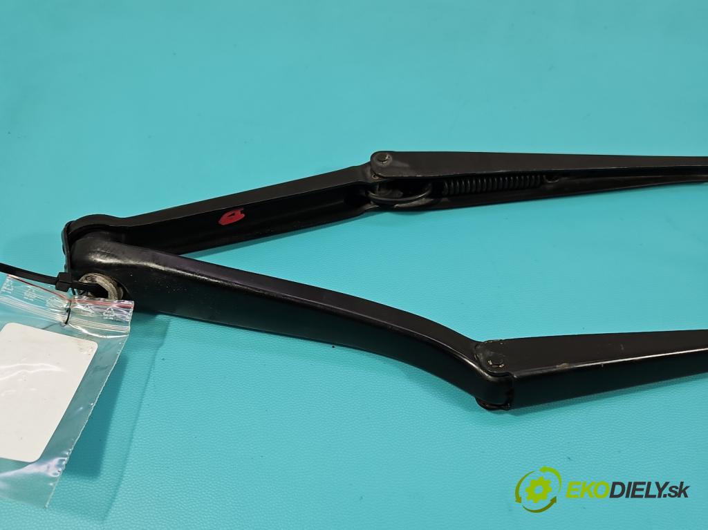 Bmw X3 E83 2003-2010 2.0d 150 hp manual 110 kW 1995 cm3 5- rameno stěrače přední komplet 051668-02