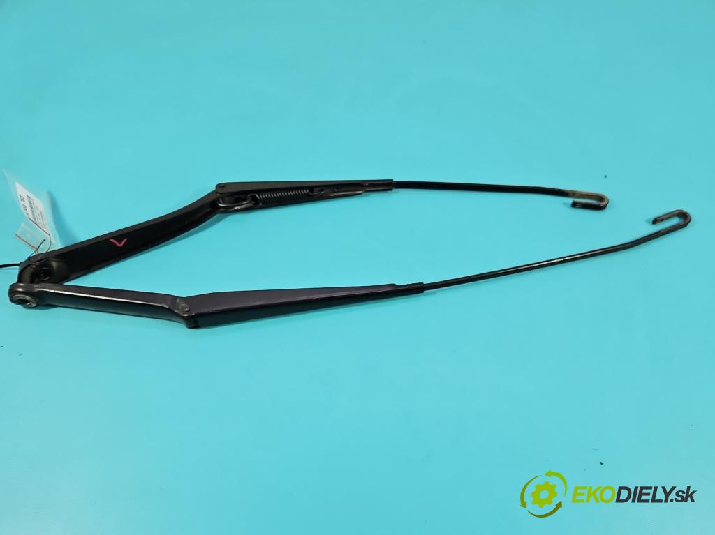 Bmw X3 E83 2003-2010 2.0d 150 hp manual 110 kW 1995 cm3 5- rameno stěrače přední komplet 051668-02