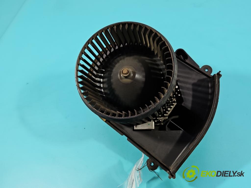 Citroen C8 2002-2014 2.2 16V 158 HP manual 116 kW 2230 cm3 5- ventilátor vzduchu